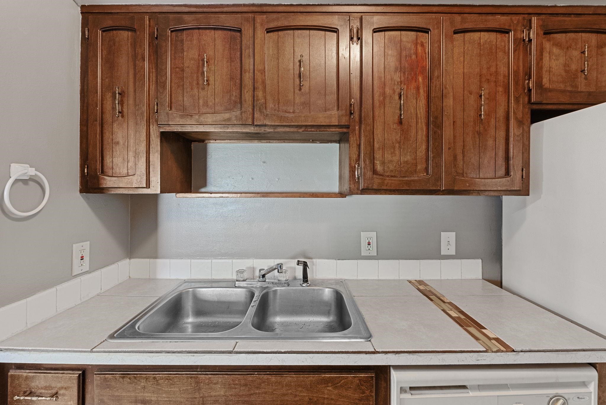 8724 W University St, Wichita, Kansas image 10