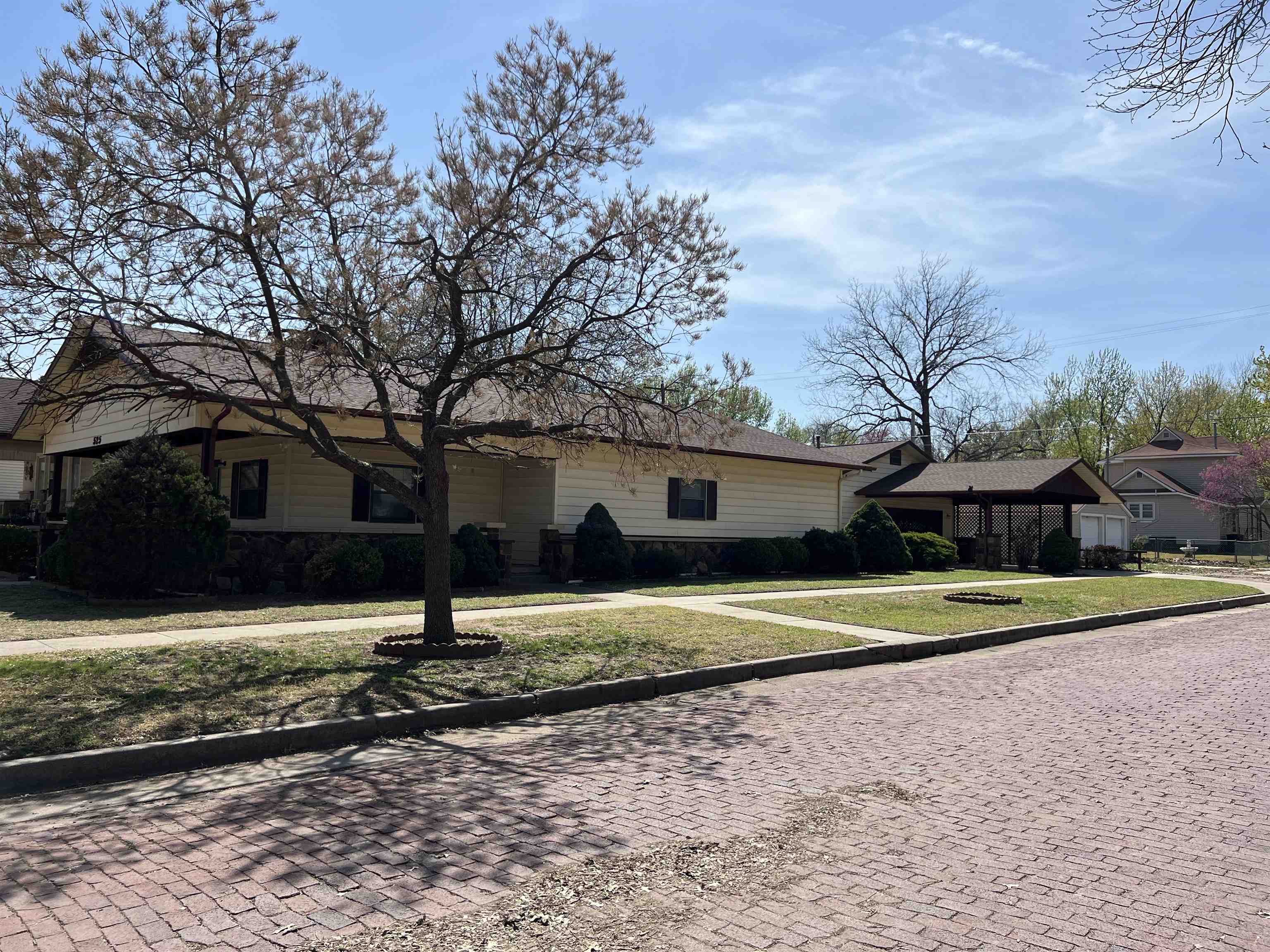 525 N 2nd St, Arkansas City, Kansas image 4
