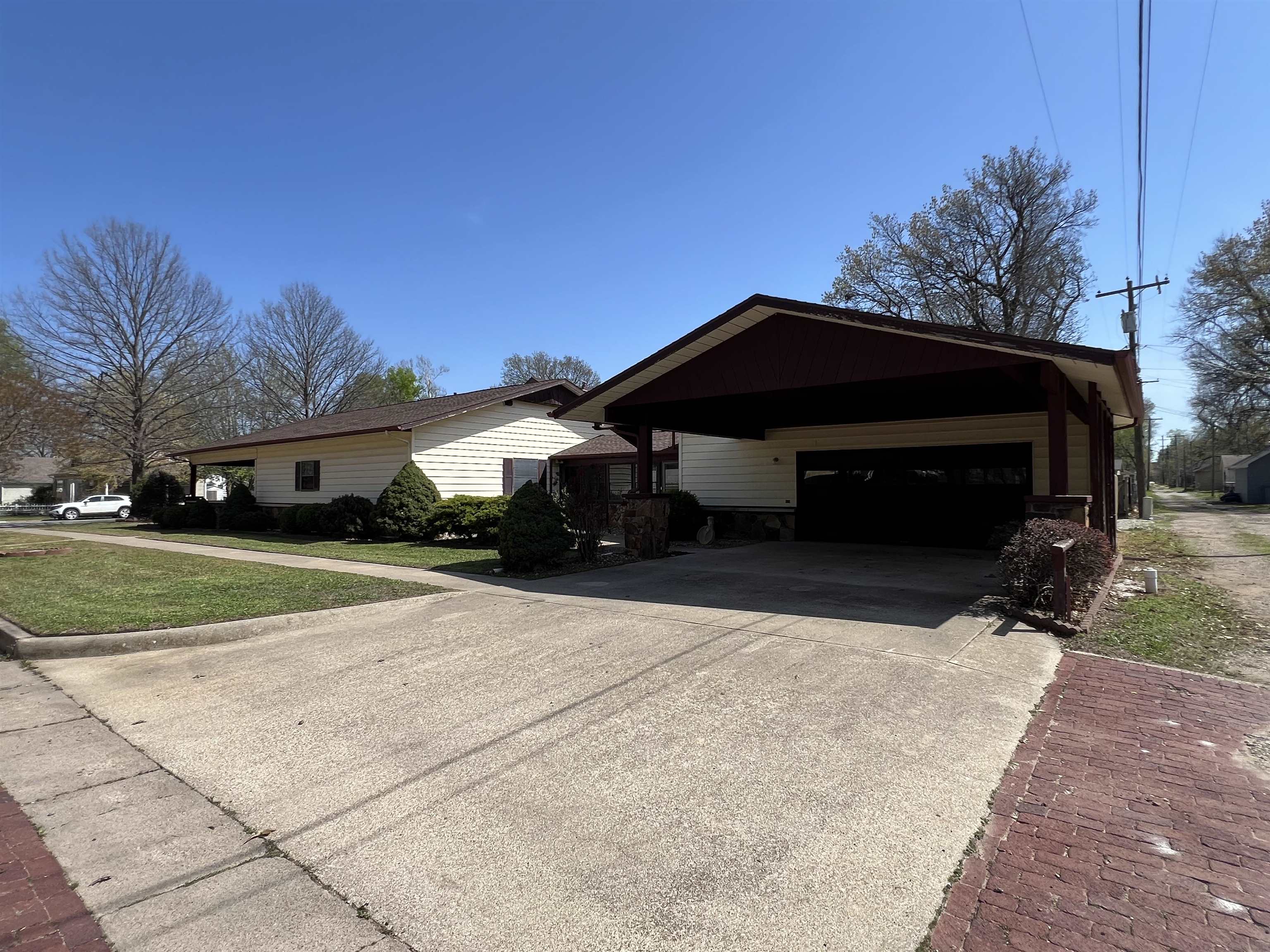 525 N 2nd St, Arkansas City, Kansas image 32