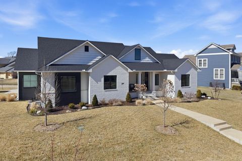 Photo of 6628 E Central Park Ave, Bel Aire, KS 67226 (MLS # 669247)