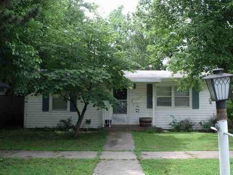 Homes For Sale - 715 W 4th<br/> Halstead, KS 67056