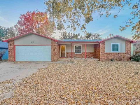 Homes For Sale - 1727 N 10th St<br/> Cowley County, Arkansas City, KS 67005