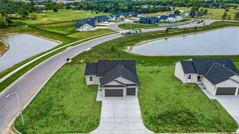 Apartment For Sale - 1113 W Trek Cir<br/> Goddard, KS 67052