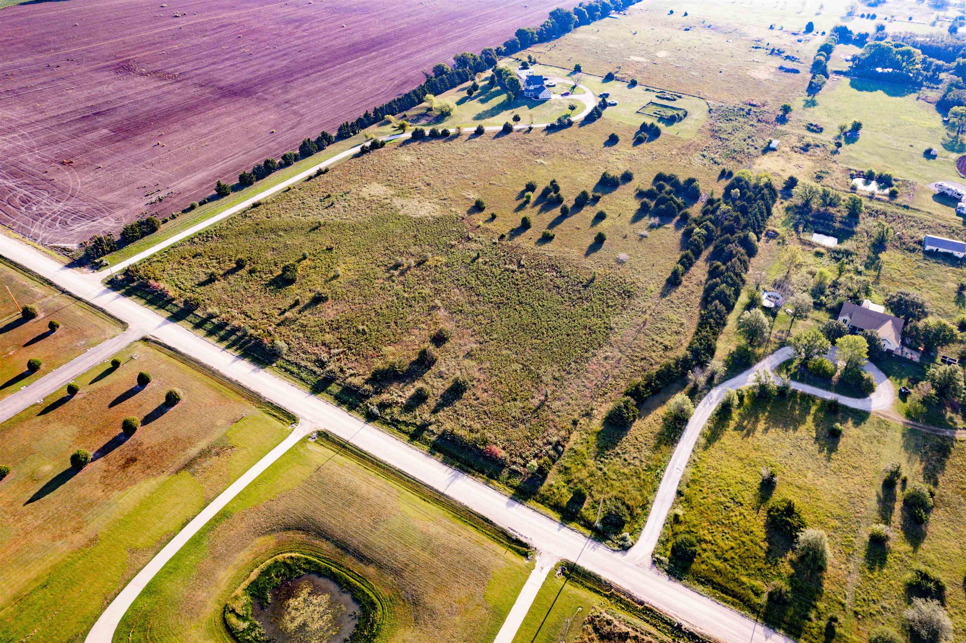 Haysville, Kansas 67060, United States, ,Land,Pending,71020