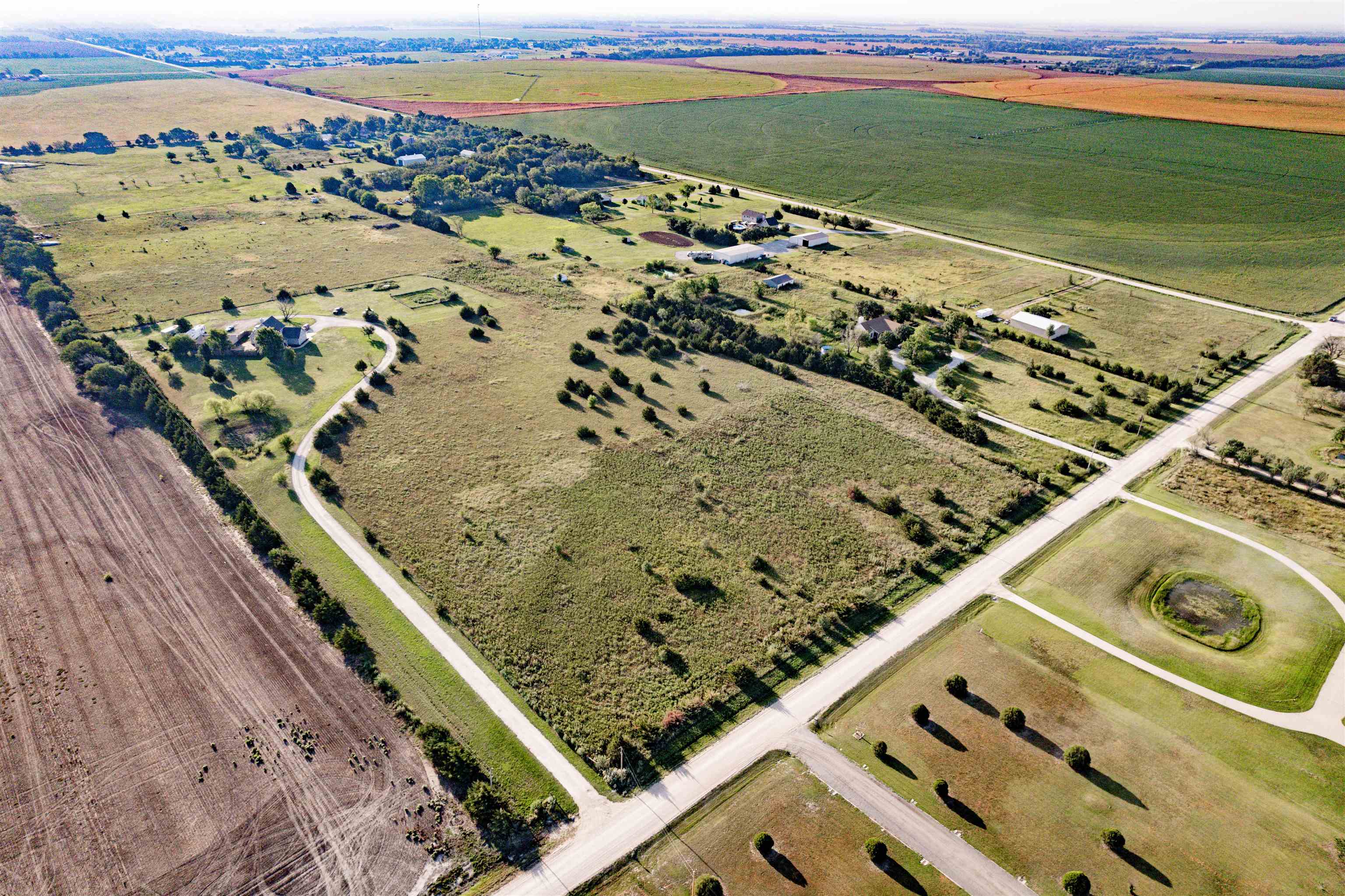 Haysville, Kansas 67060, United States, ,Land,Pending,71020