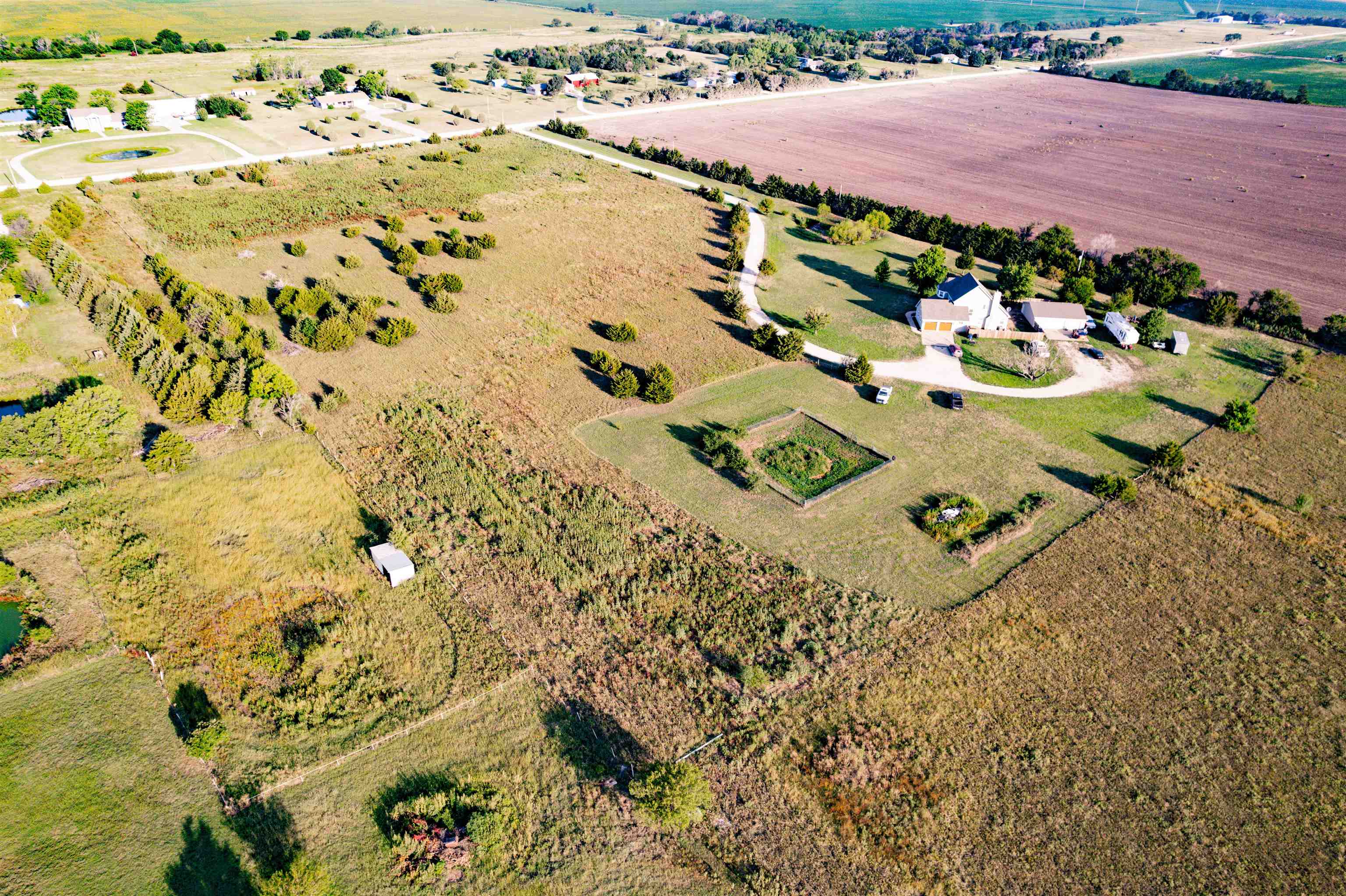 Haysville, Kansas 67060, United States, ,Land,Pending,71020