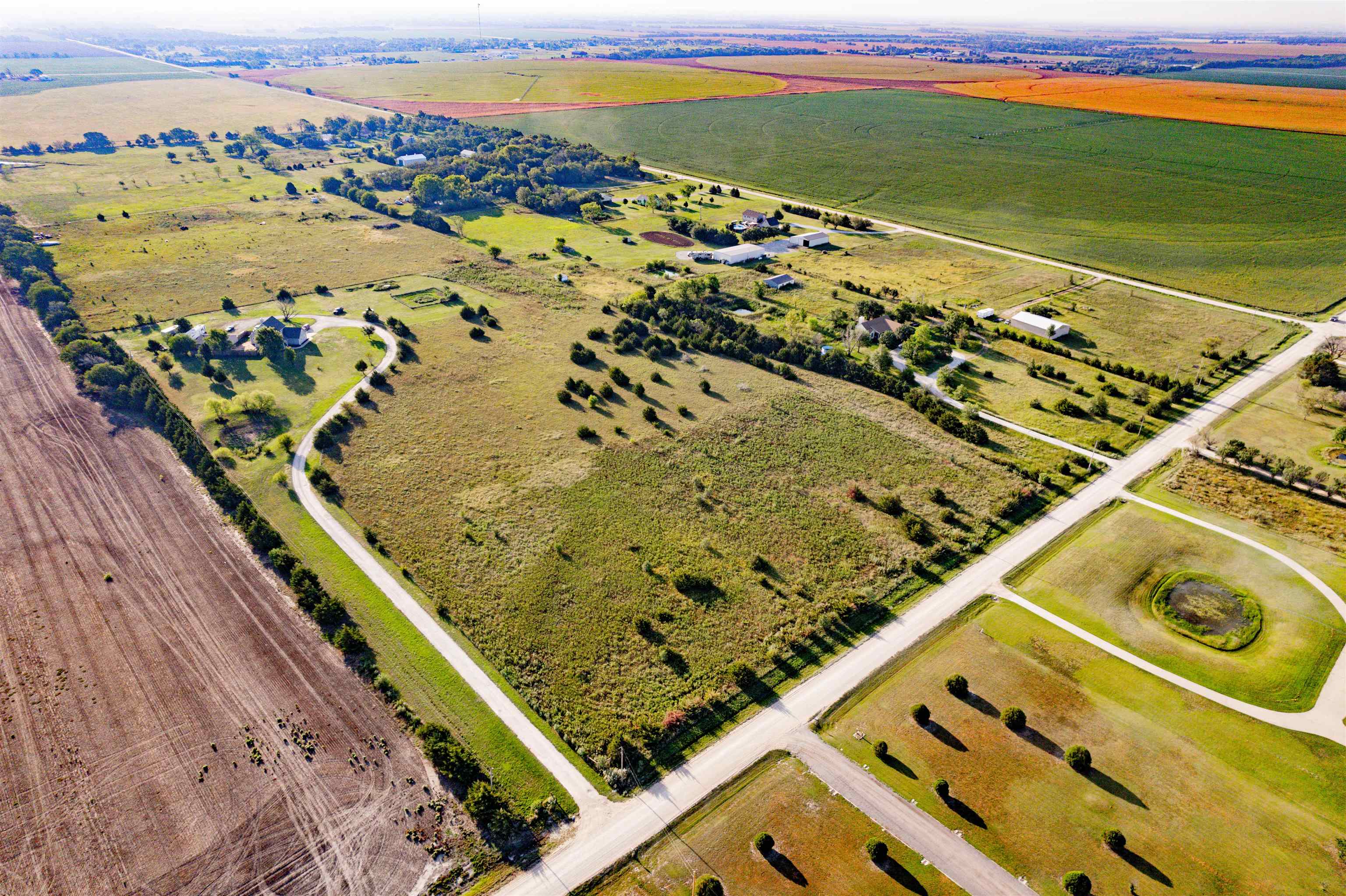 Haysville, Kansas 67060, United States, ,Land,Pending,71020