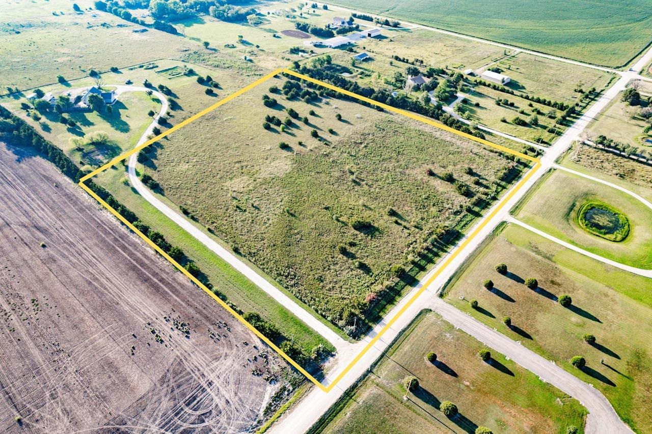 Haysville, Kansas 67060, United States, ,Land,Pending,71020