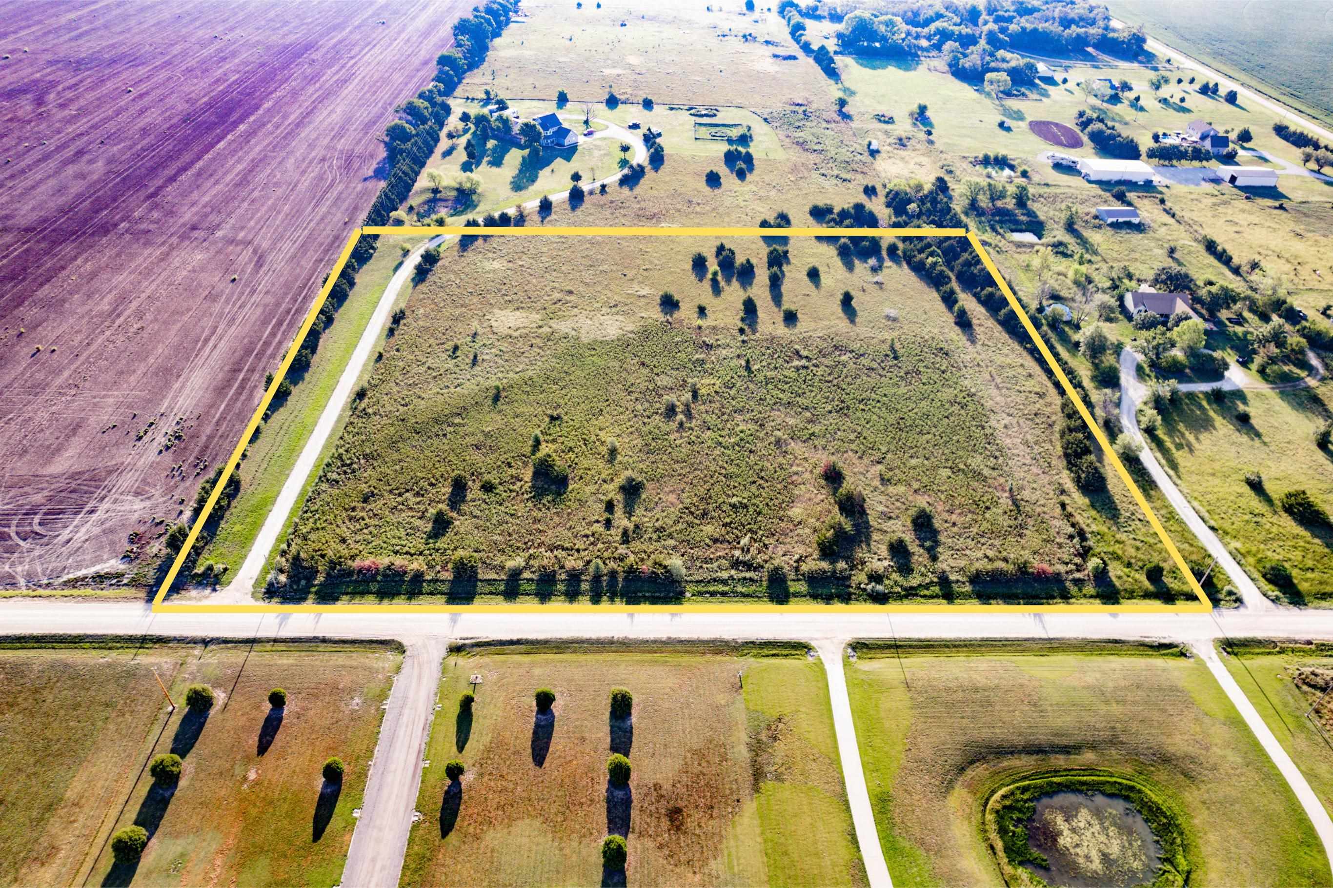 Haysville, Kansas 67060, United States, ,Land,Pending,71020