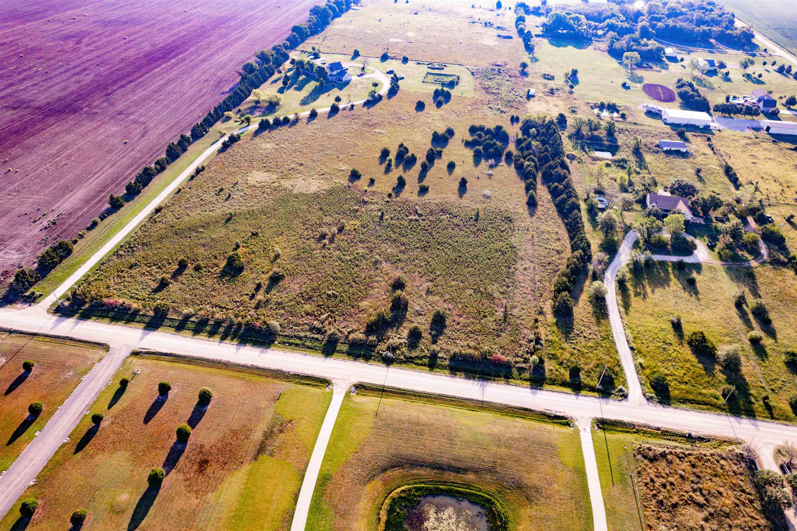 Haysville, Kansas 67060, United States, ,Land,Pending,71020
