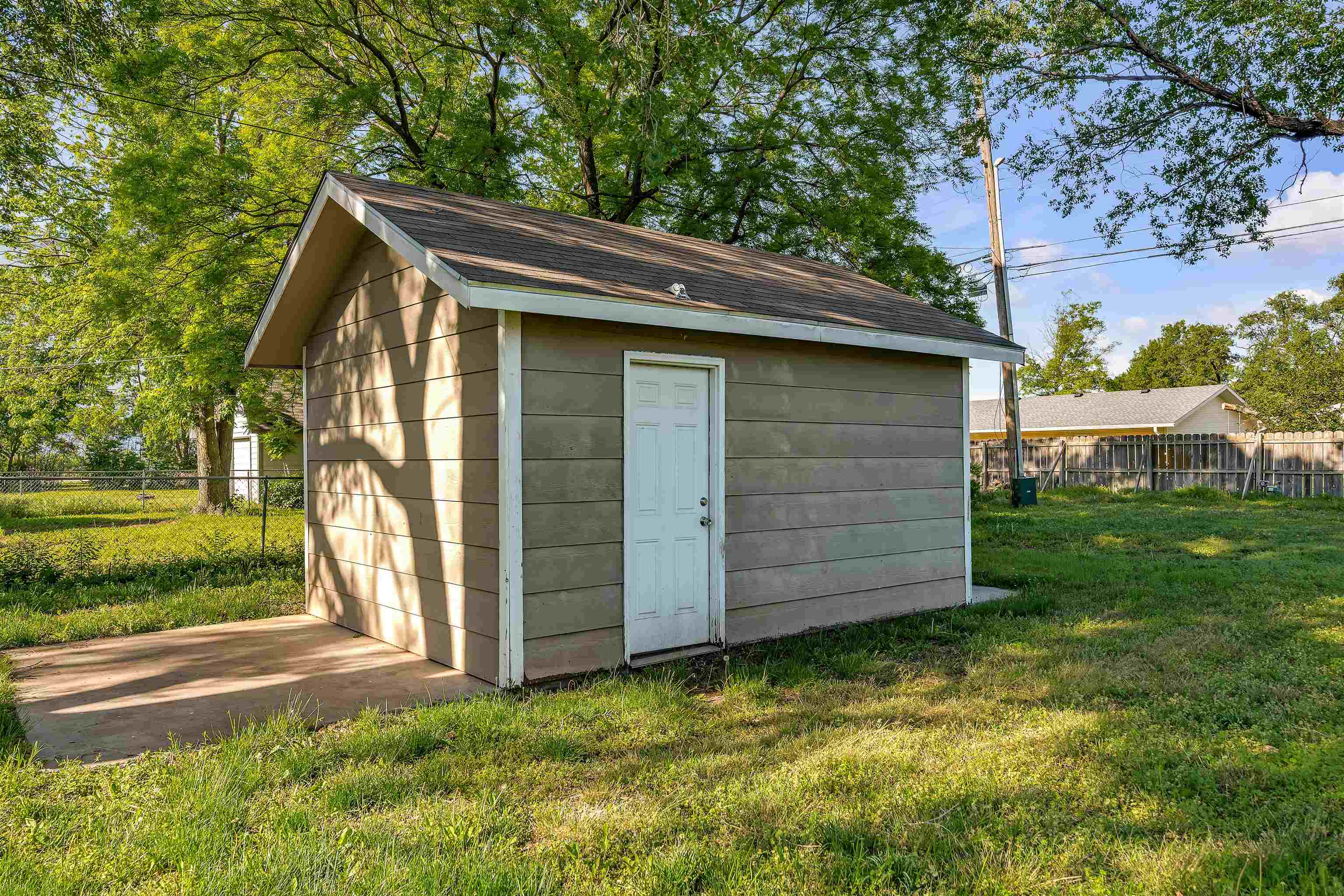 127 N Adams St, Cheney, Kansas image 31