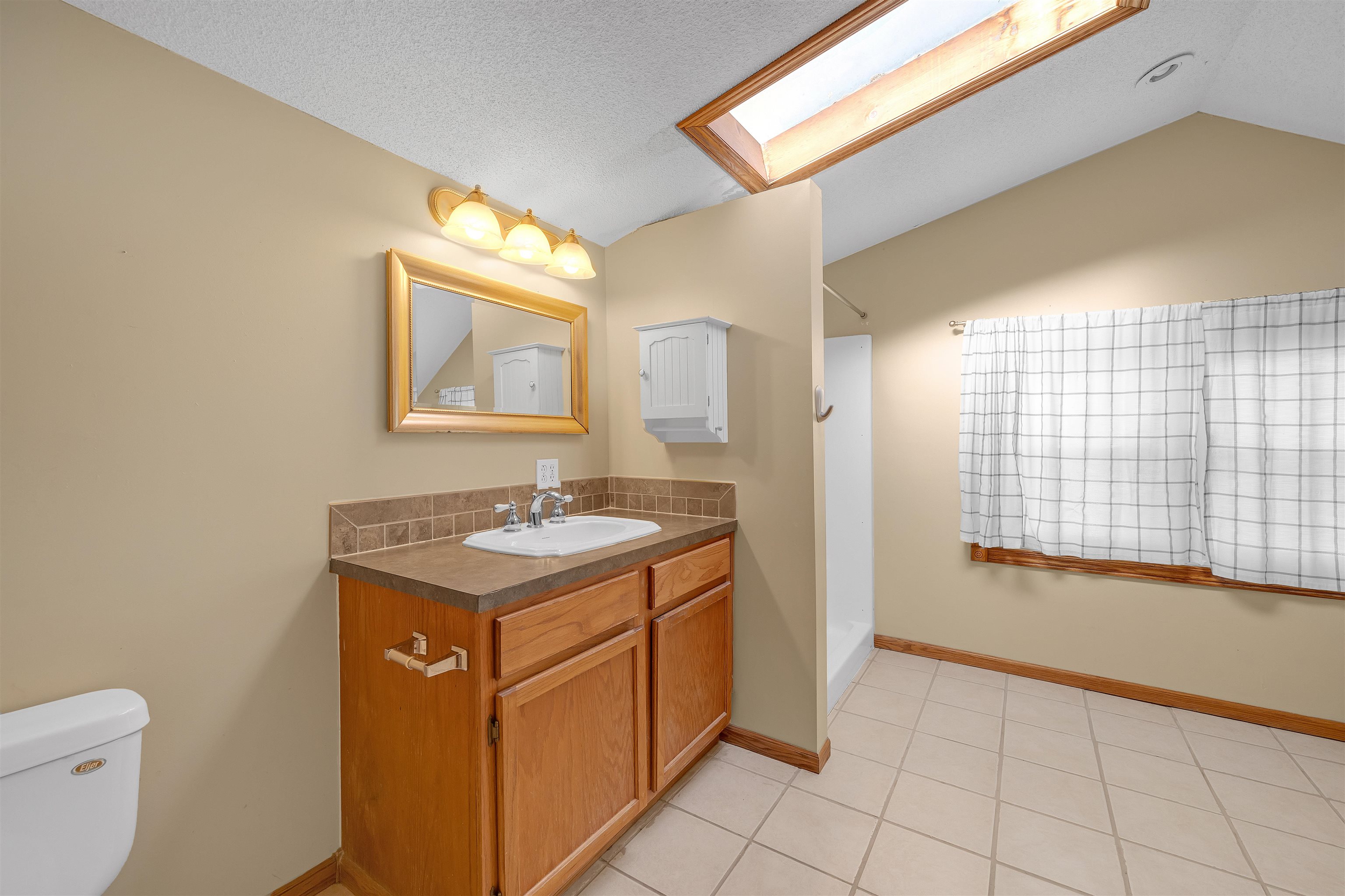 127 N Adams St, Cheney, Kansas image 24