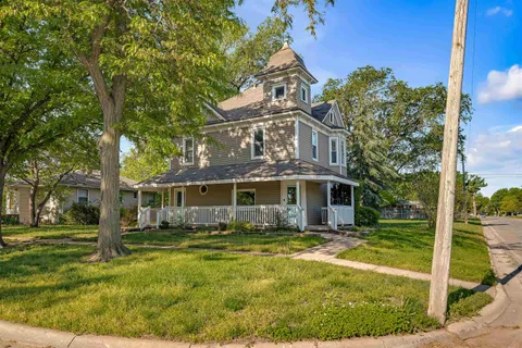 127 N Adams St, Cheney, KS MLS: 654912