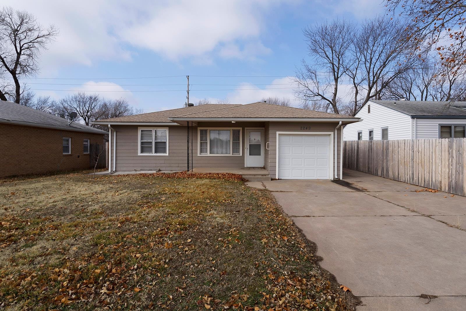 2249 S Dellrose Ave, Wichita, Kansas image 2