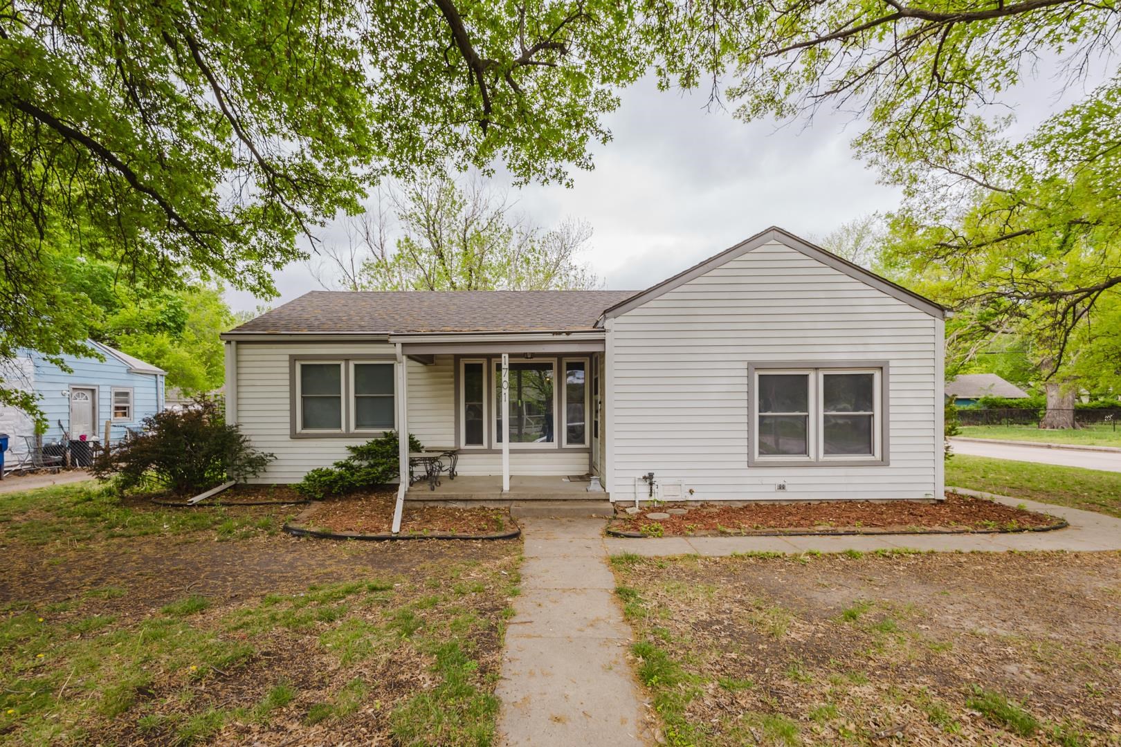1701 Faulders Ln, Wichita, Kansas image 1