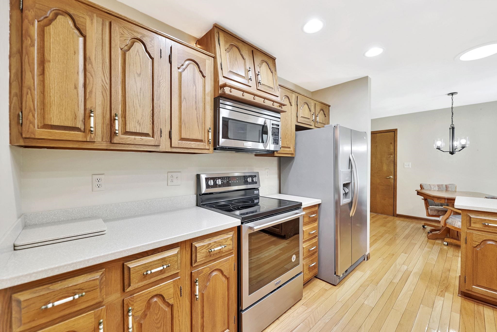 Derby, Kansas 67037, United States, 3 Bedrooms Bedrooms, ,3 BathroomsBathrooms,Residential,Pending,62714