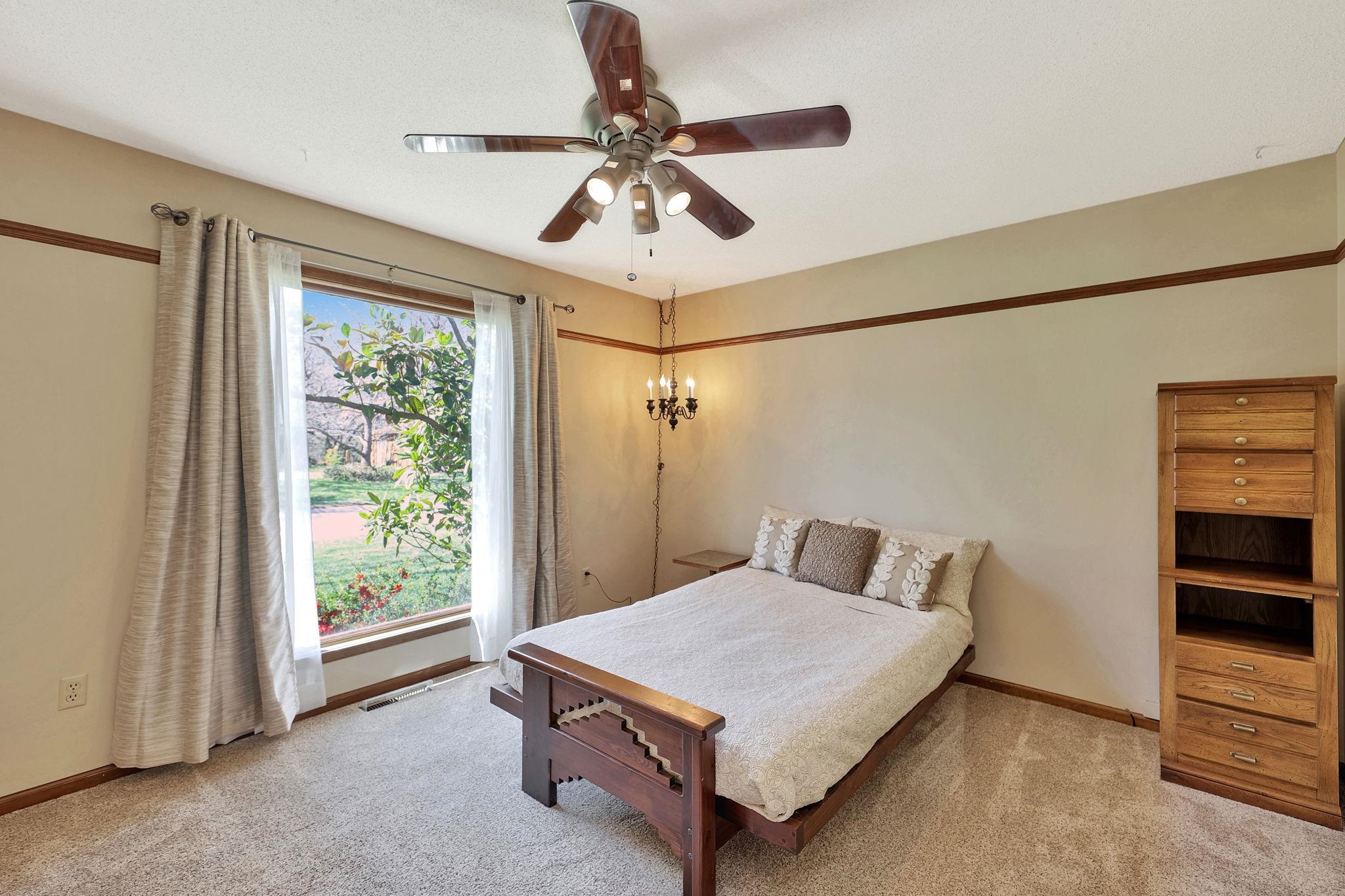 Derby, Kansas 67037, United States, 3 Bedrooms Bedrooms, ,3 BathroomsBathrooms,Residential,Pending,62714