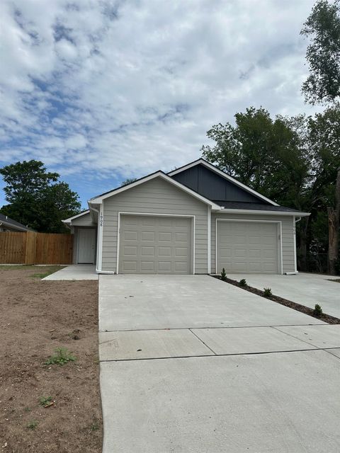 Multifamily For Sale - 1021 N Sruce St<br/> Sedgwick County, Wichita, KS 67214