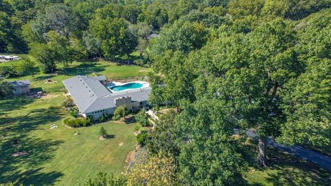 Homes For Sale - 7 Valley Rd<br/> Cowley County, Arkansas City, KS 67005