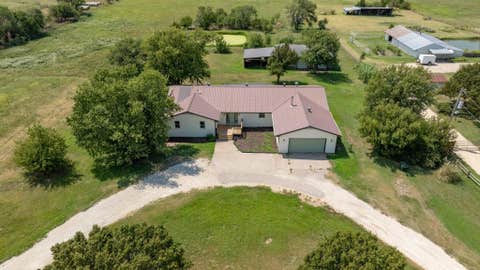 Homes For Sale - 8909 S Spencer Rd<br/> Sedgwick, KS 67135