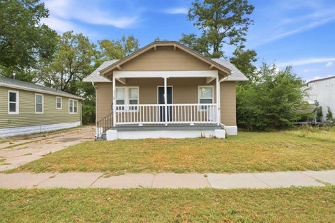 Homes For Sale - 3110 W Maple St<br/> Wichita, KS 67213