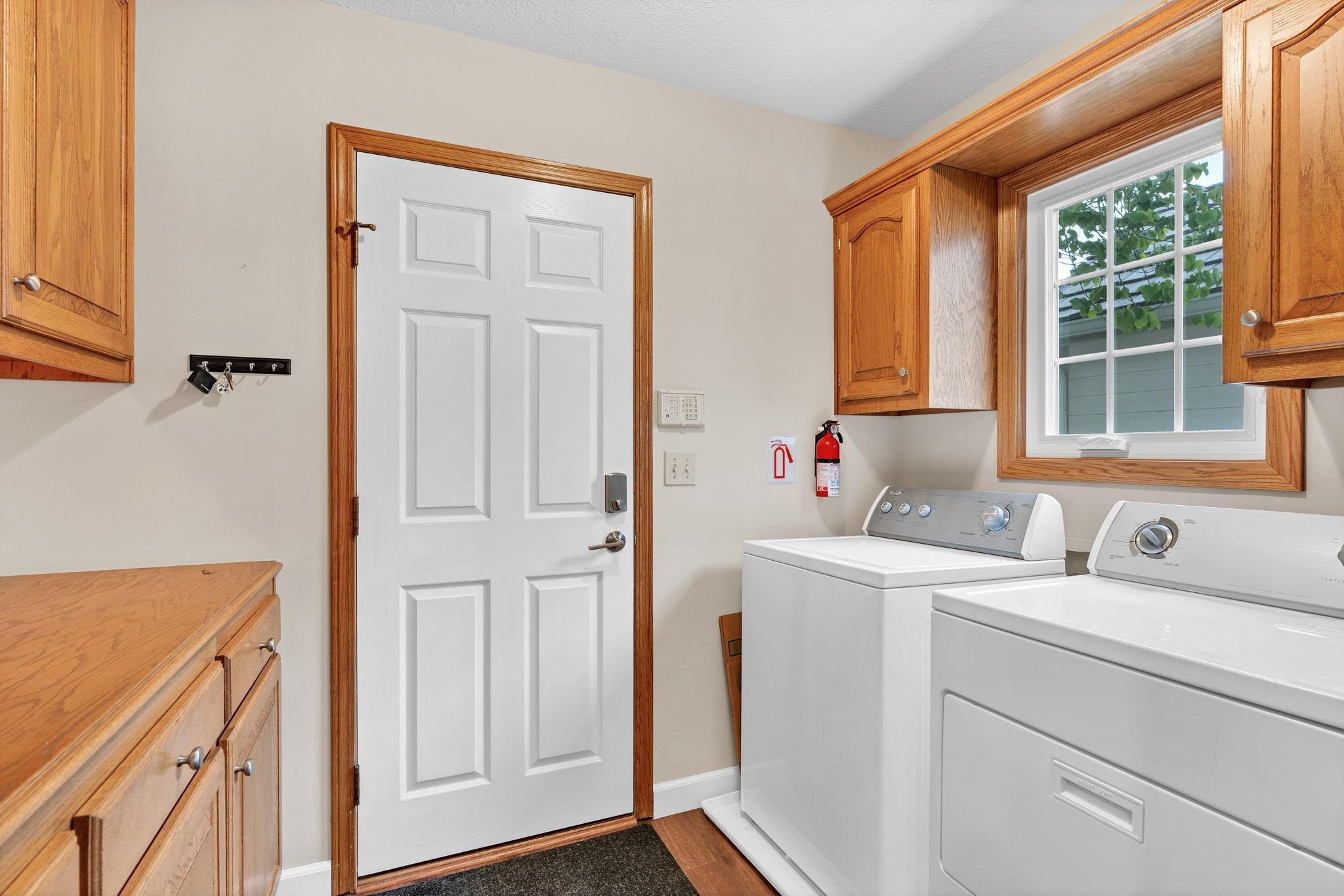 8909 E Bradford Circle, Wichita, Kansas image 22