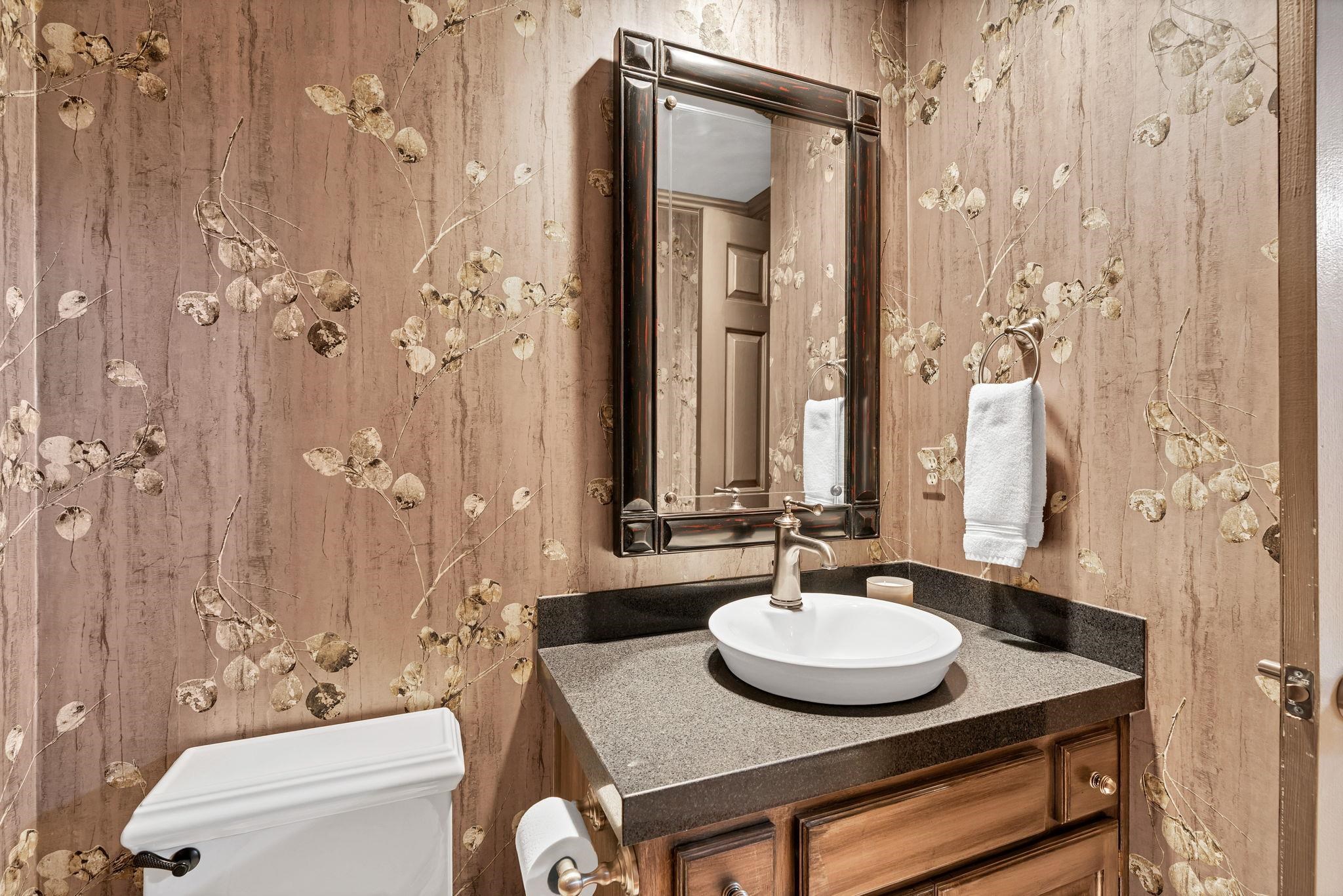 8909 E Bradford Circle, Wichita, Kansas image 6