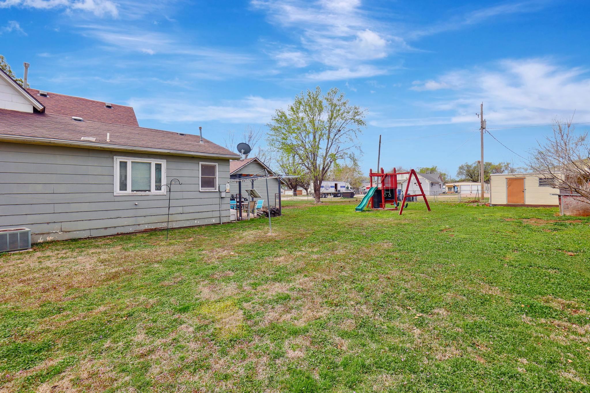 229 S Frederick St, South Haven, Kansas image 32