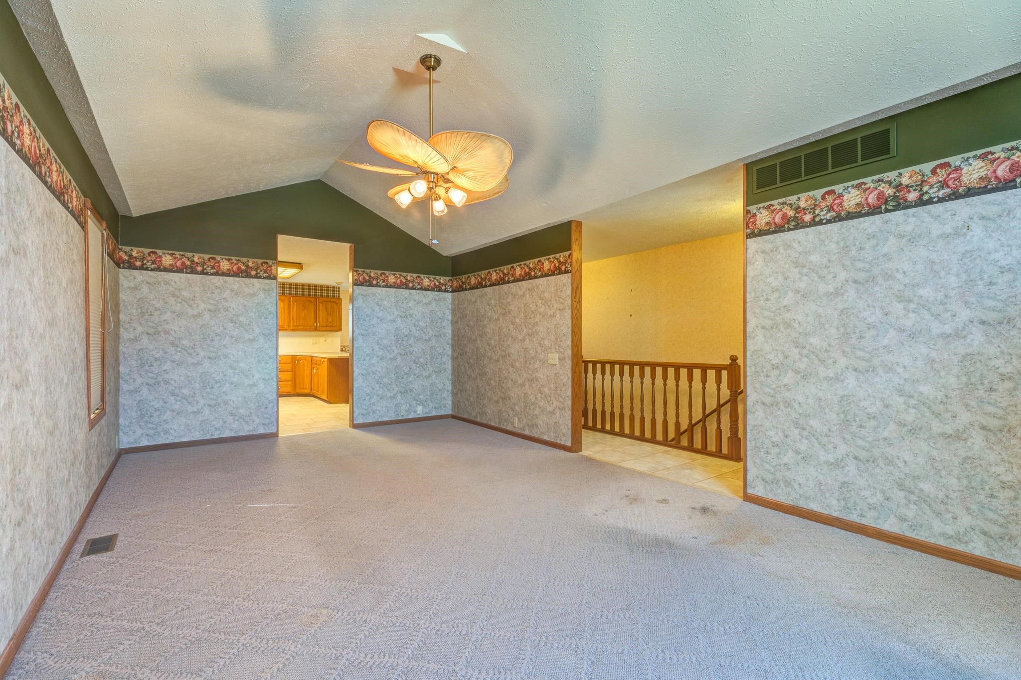 1402 Austin Cir, Salina, Kansas image 5