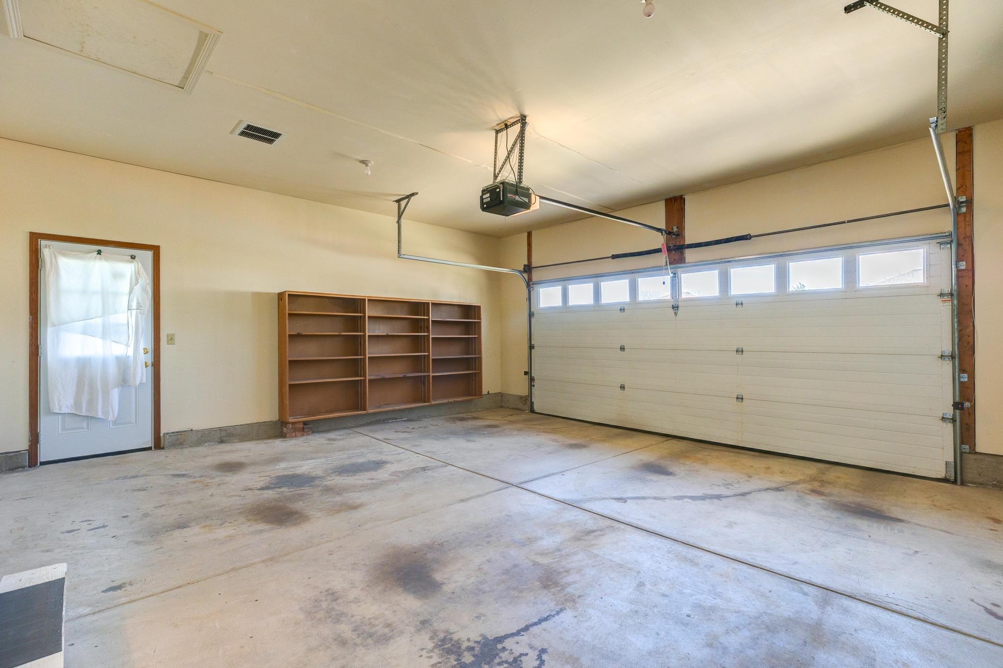1402 Austin Cir, Salina, Kansas image 36