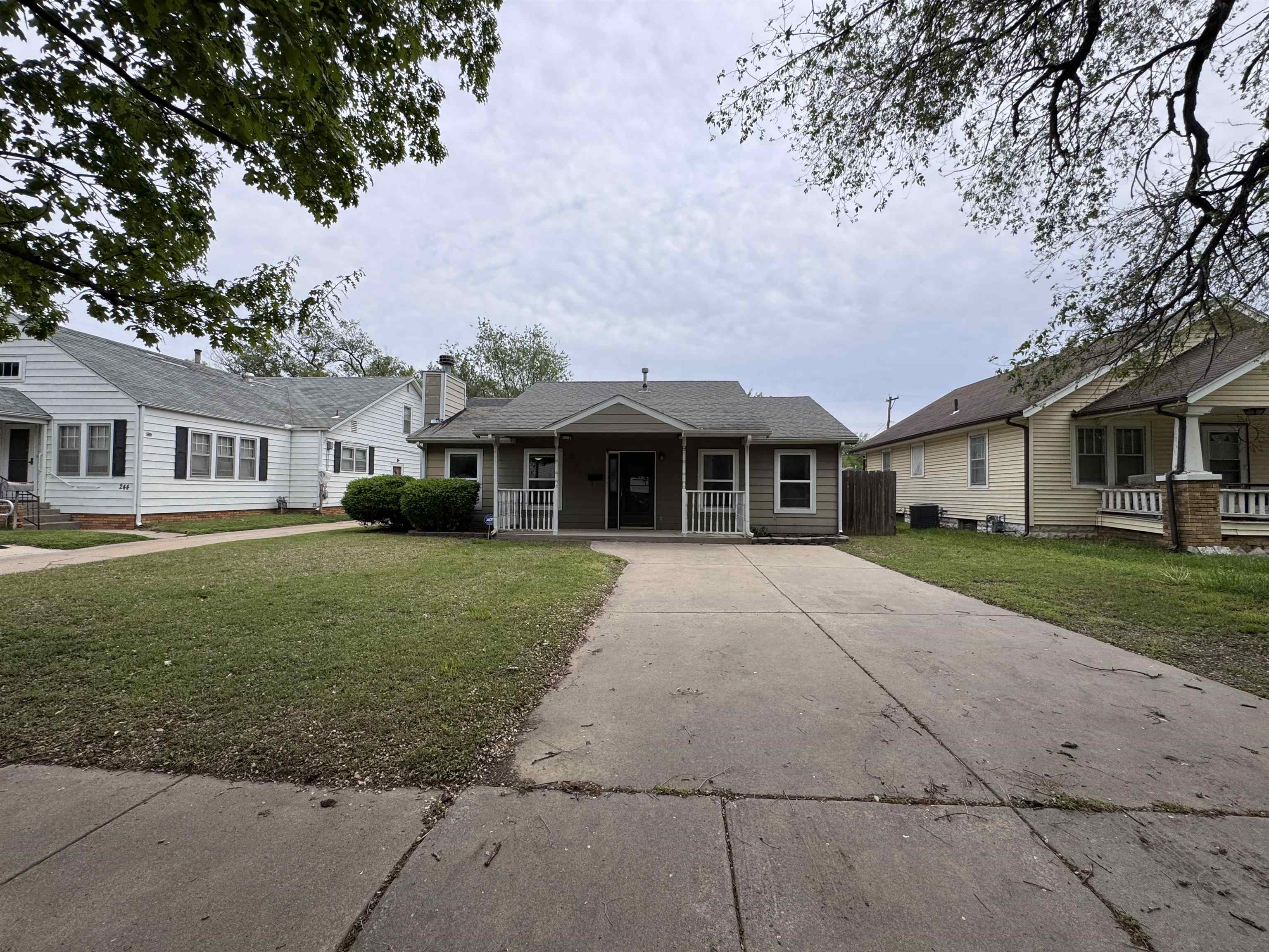 236 N Edwards Ave, Wichita, Kansas image 1