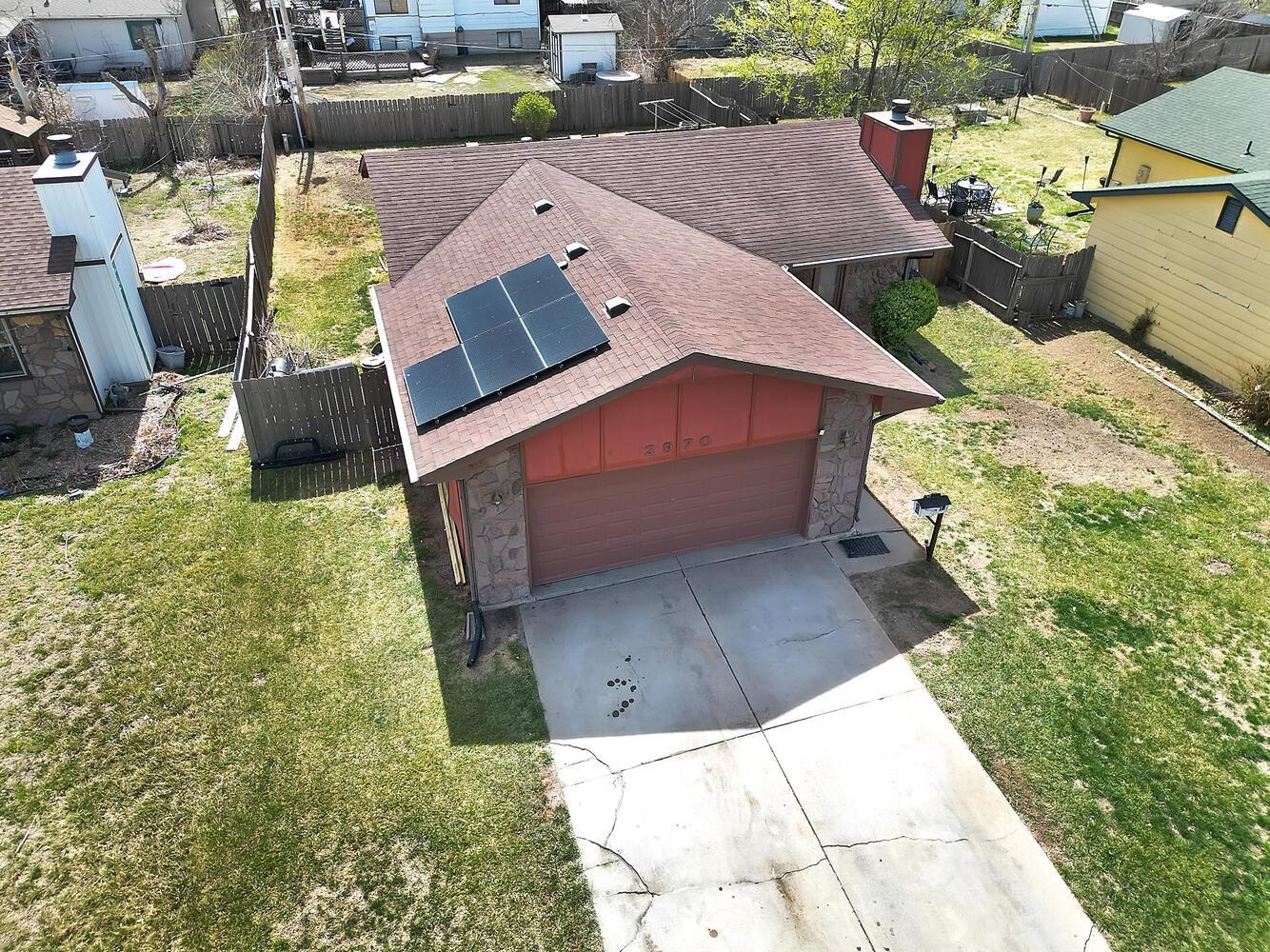 2970 S Richmond Ct, Wichita, Kansas image 2