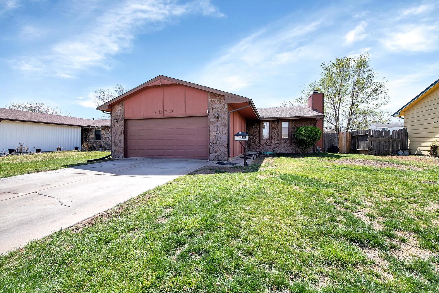 2970 S Richmond Ct, Wichita, Kansas image 1