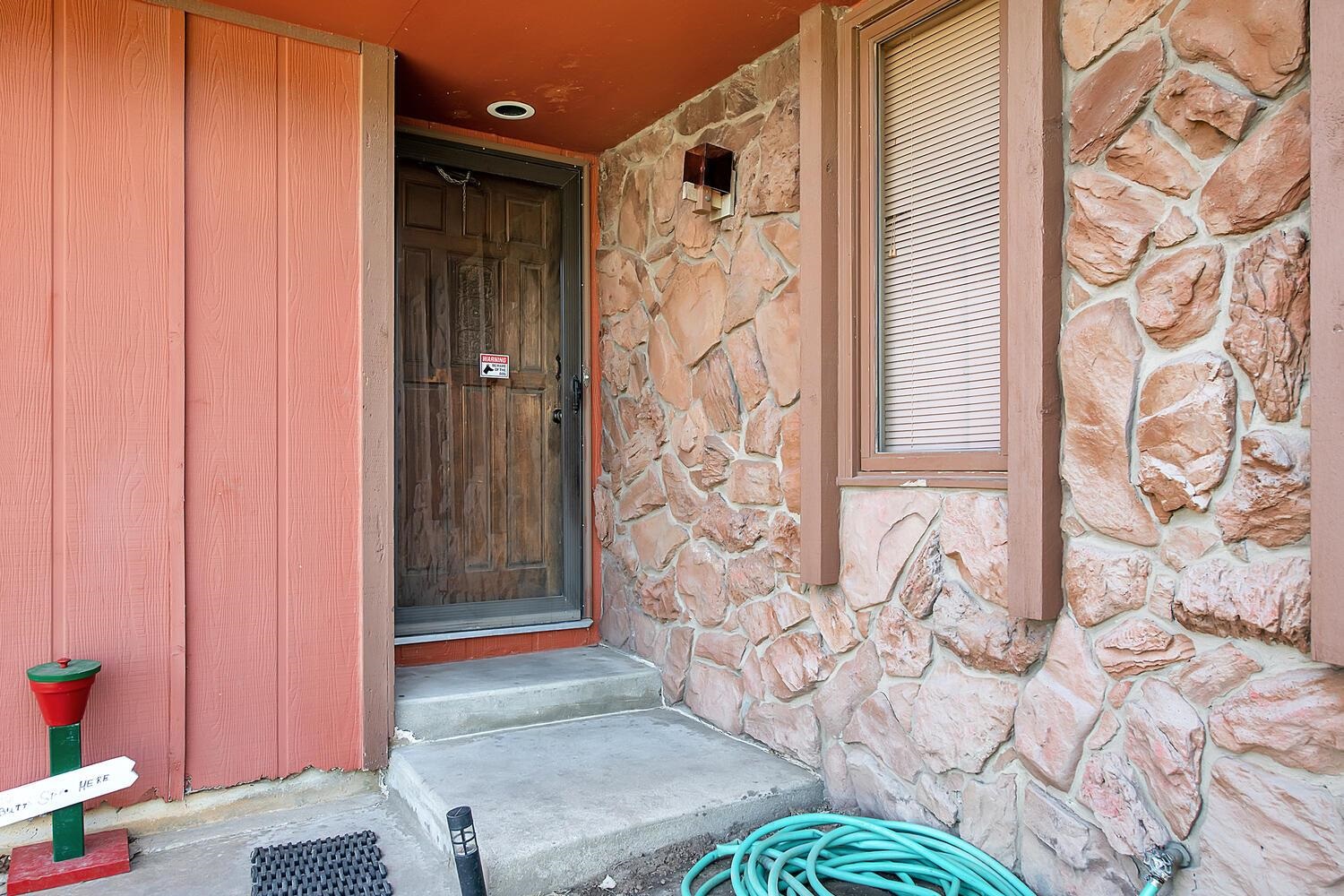 2970 S Richmond Ct, Wichita, Kansas image 4
