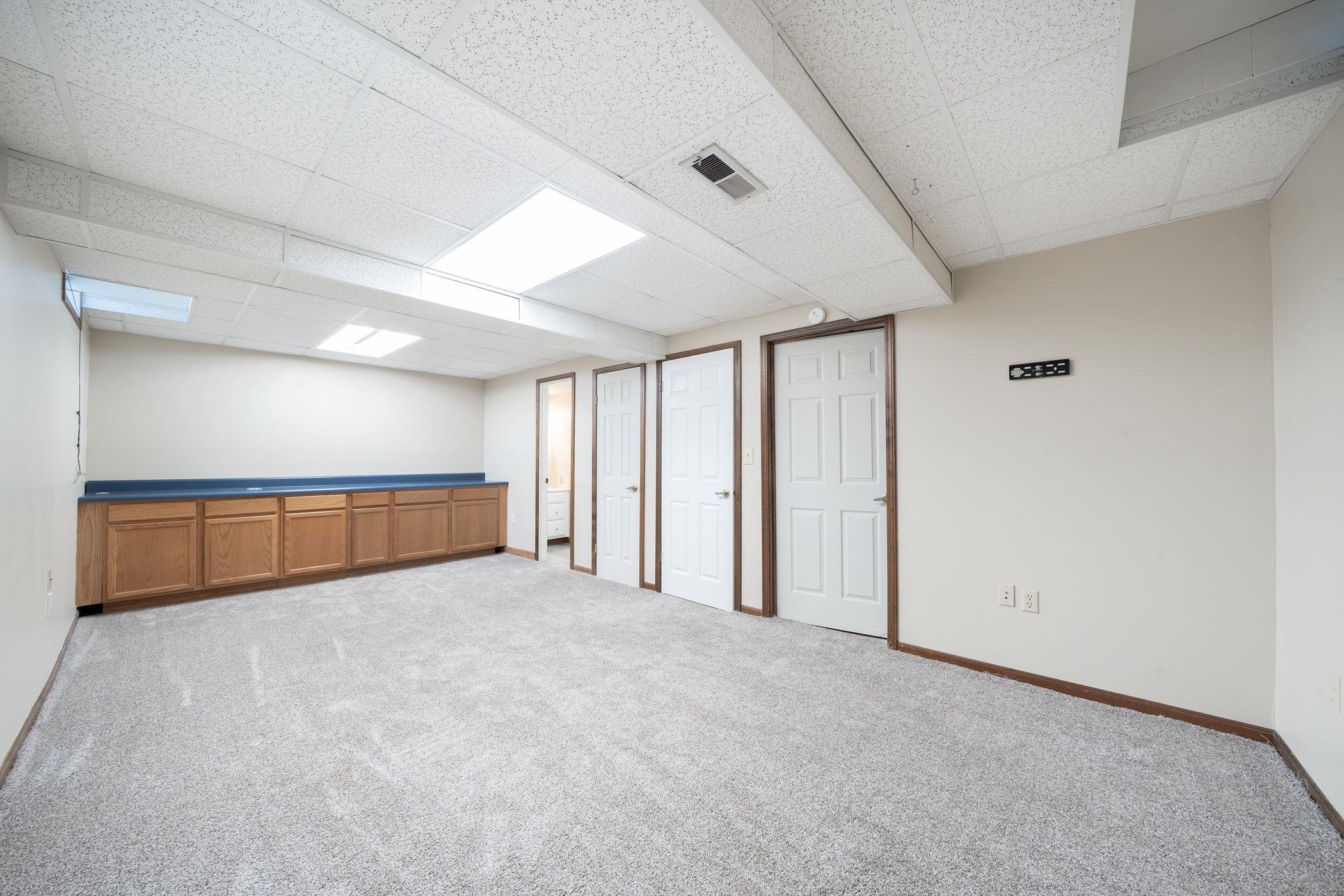 6827 E Winterberry Cir, Wichita, Kansas image 17