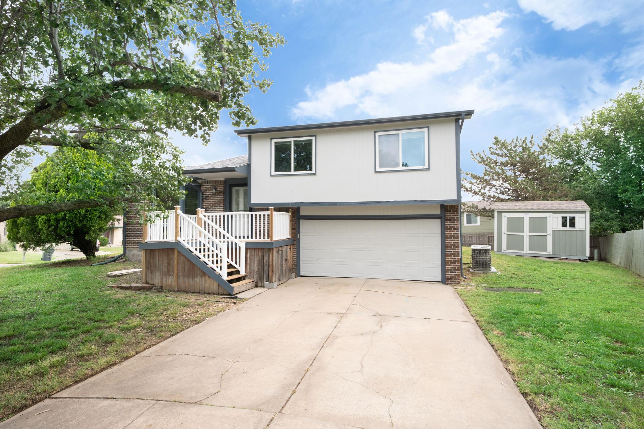 6827 E Winterberry Cir, Wichita, Kansas image 1