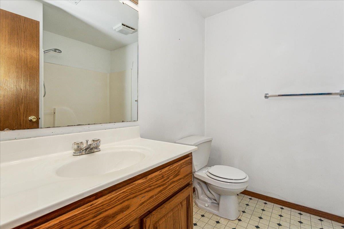 1102 E Rainbow Ct, Towanda, Kansas image 31