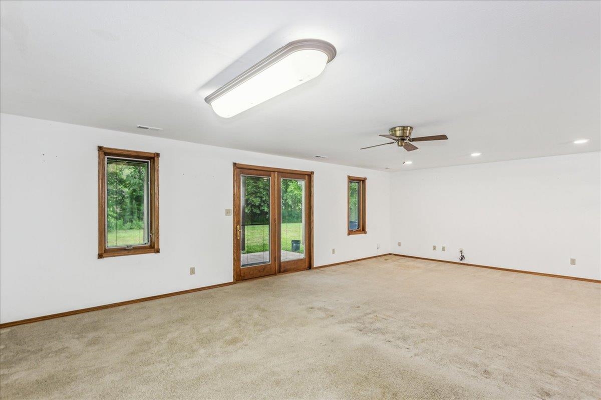 1102 E Rainbow Ct, Towanda, Kansas image 25