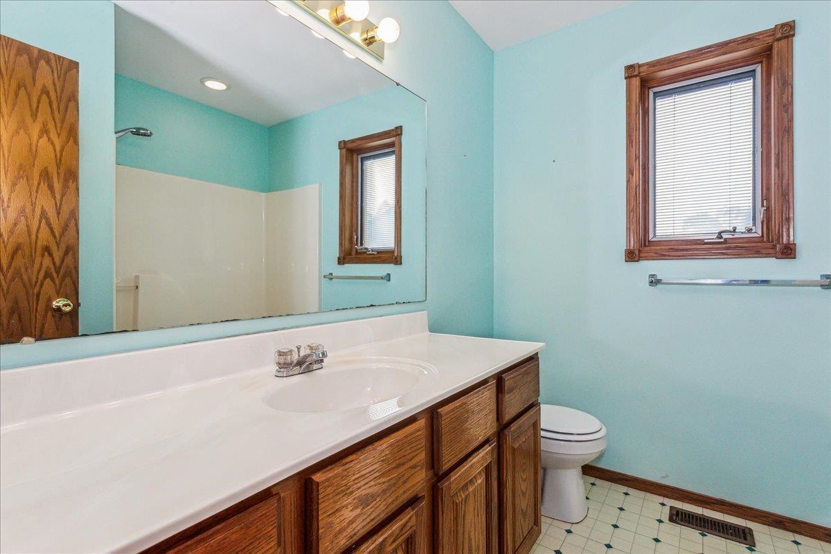 1102 E Rainbow Ct, Towanda, Kansas image 22