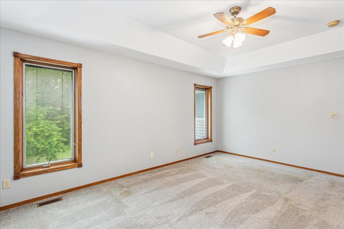 1102 E Rainbow Ct, Towanda, Kansas image 13