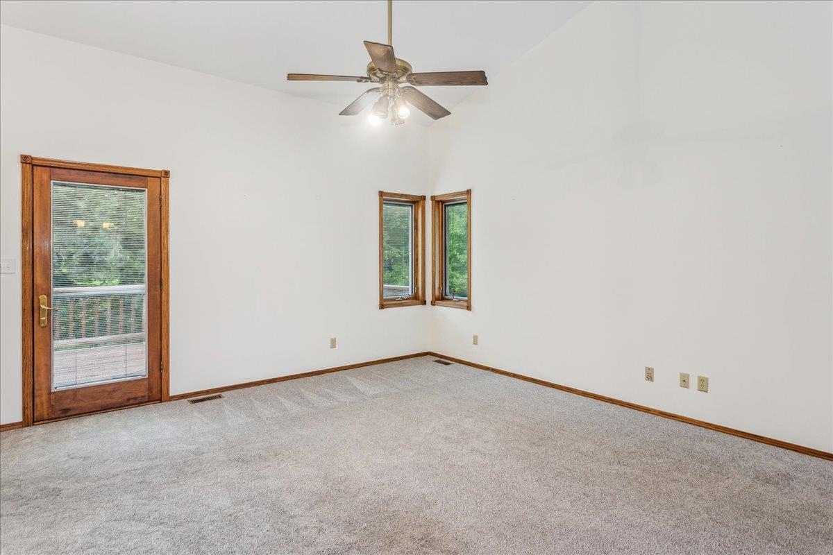 1102 E Rainbow Ct, Towanda, Kansas image 7