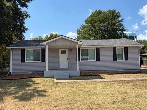 Homes For Sale - 619 Alexander St<br/> Cowley County, Winfield, KS 67156