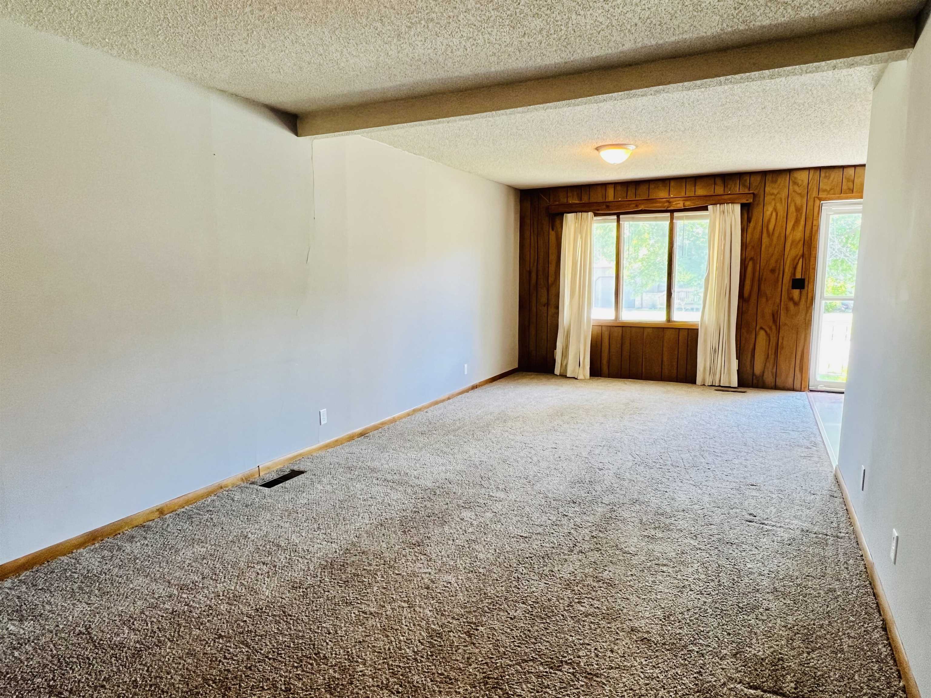 403 N Roosevelt St, Marion, Kansas image 8