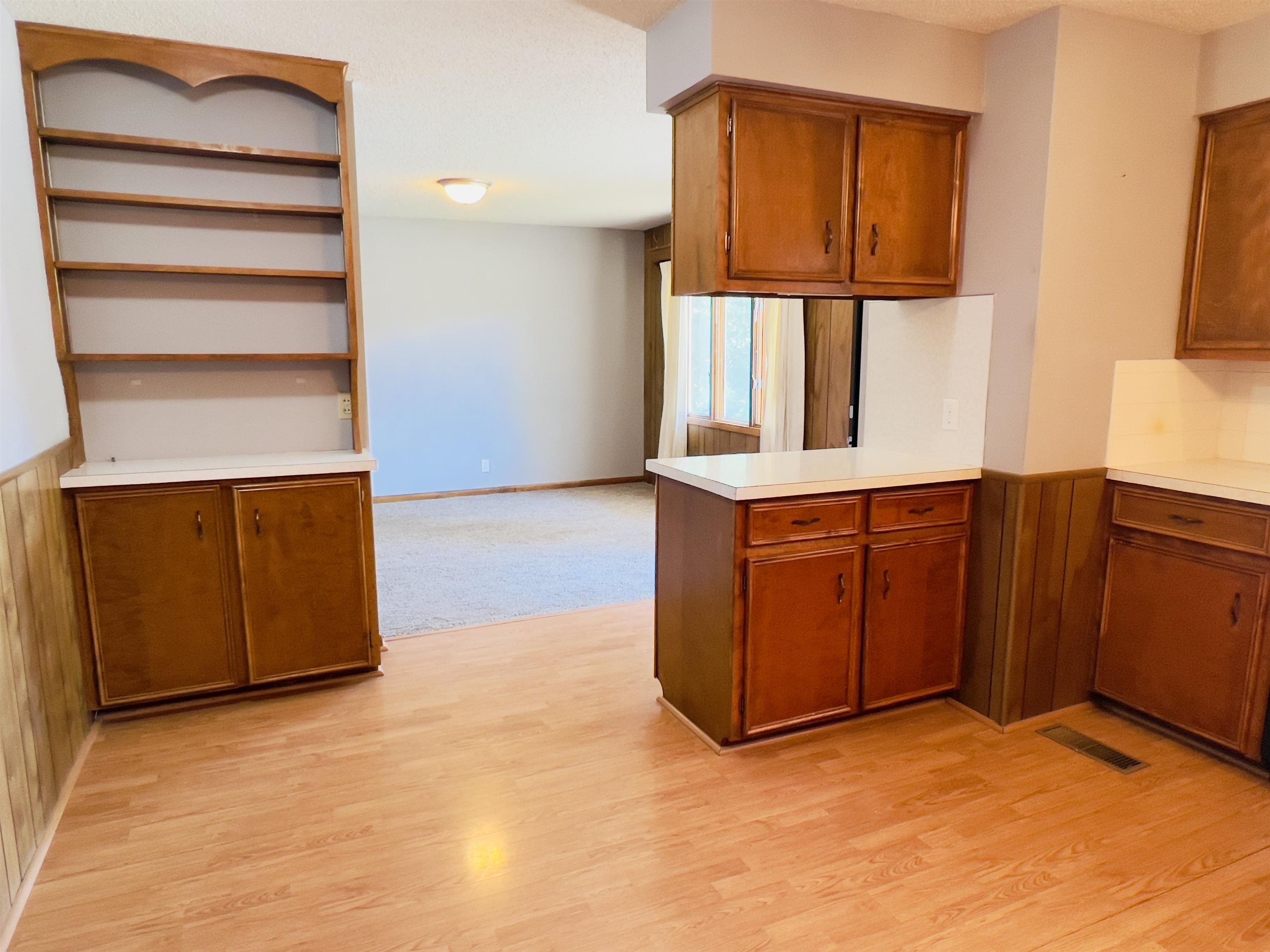 403 N Roosevelt St, Marion, Kansas image 6