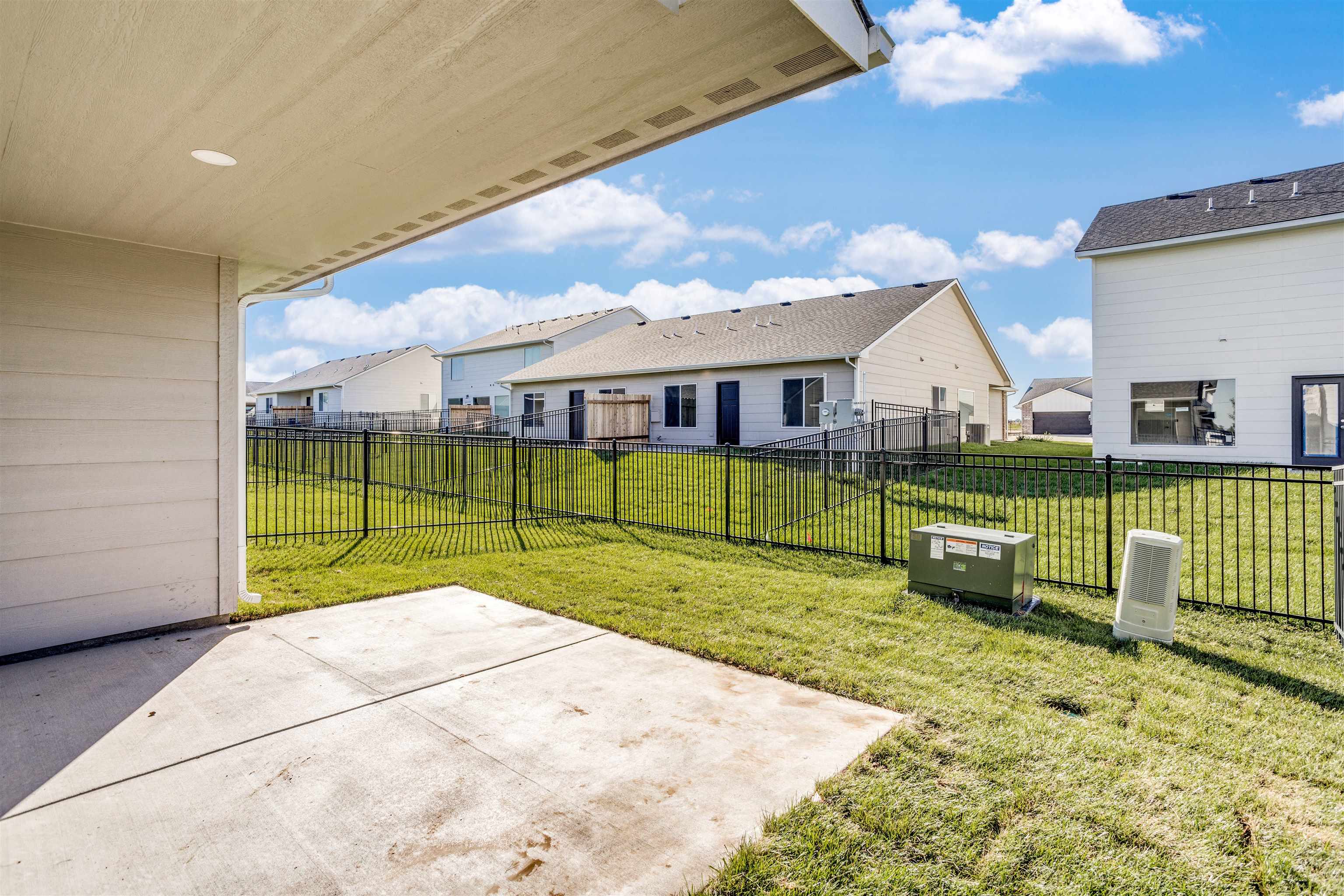 12385 W Blanford St, Maize, Kansas image 11