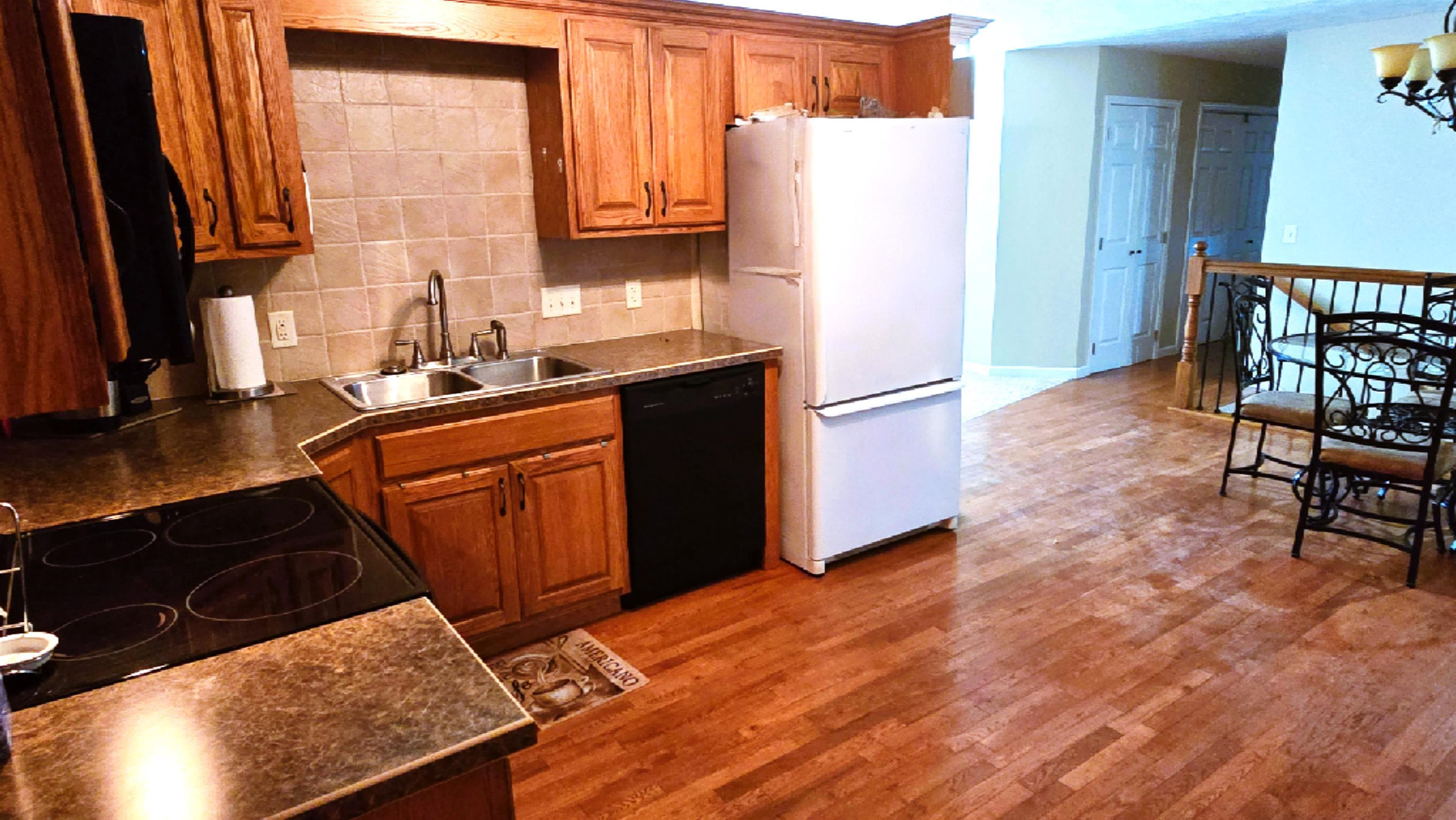 2142 Oxford Dr, Salina, Kansas image 7