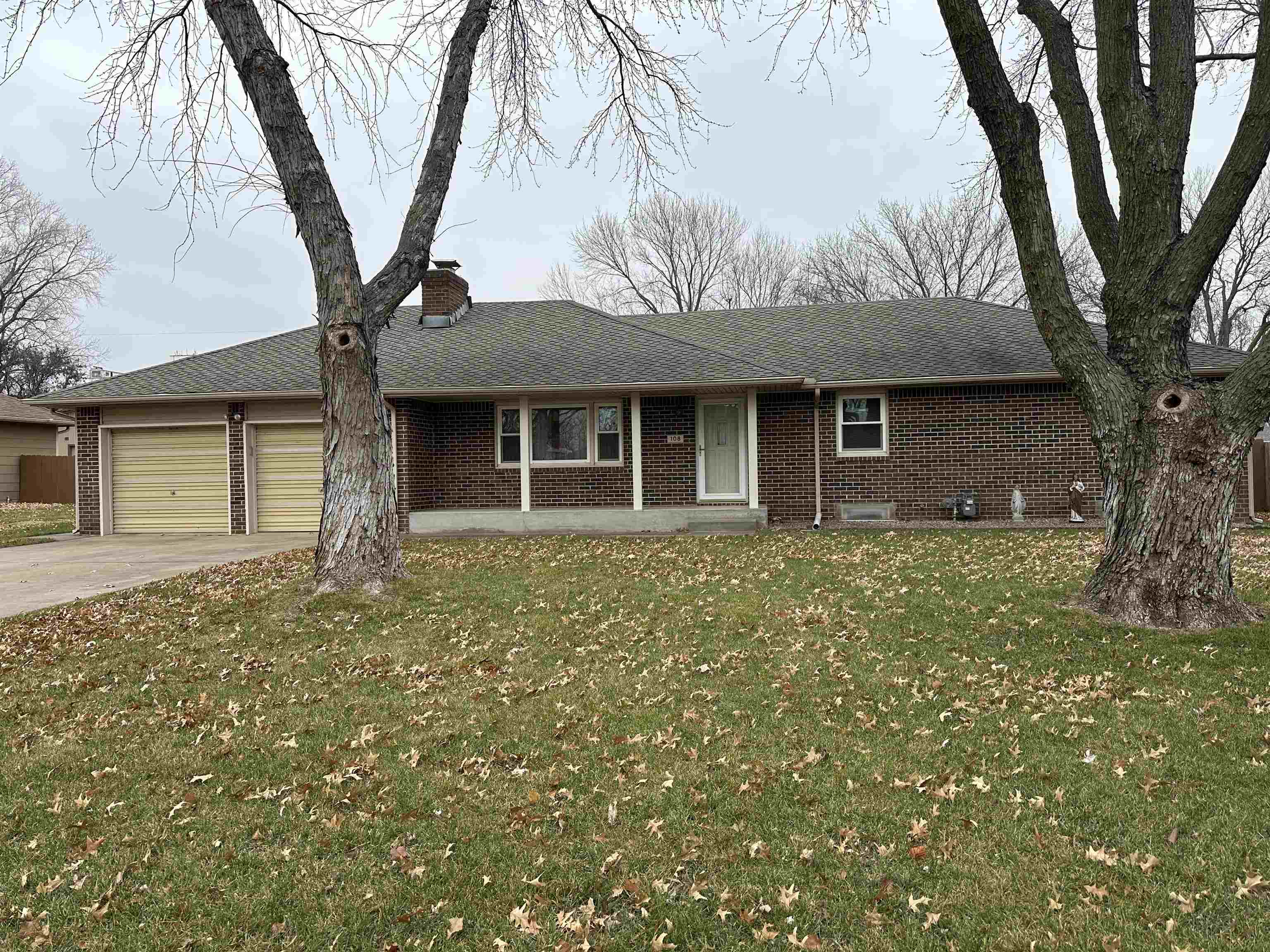 108 Centennial Ct, Colwich, Kansas image 2