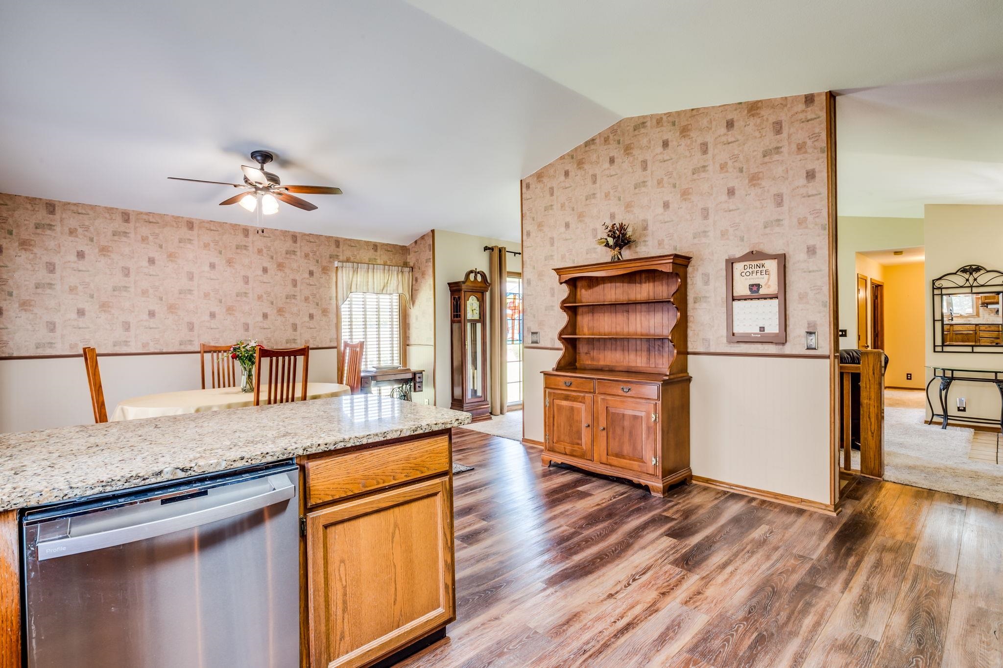 8310 W 2nd St N St, Wichita, Virginia image 10