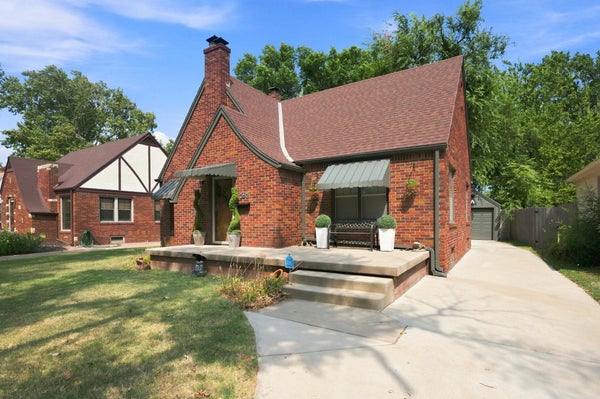 260 S MINNEAPOLIS AVE, WICHITA, KS 67211 - Image c9fe77fd10af1fce9dd9d9a0deefceaf/3693724563