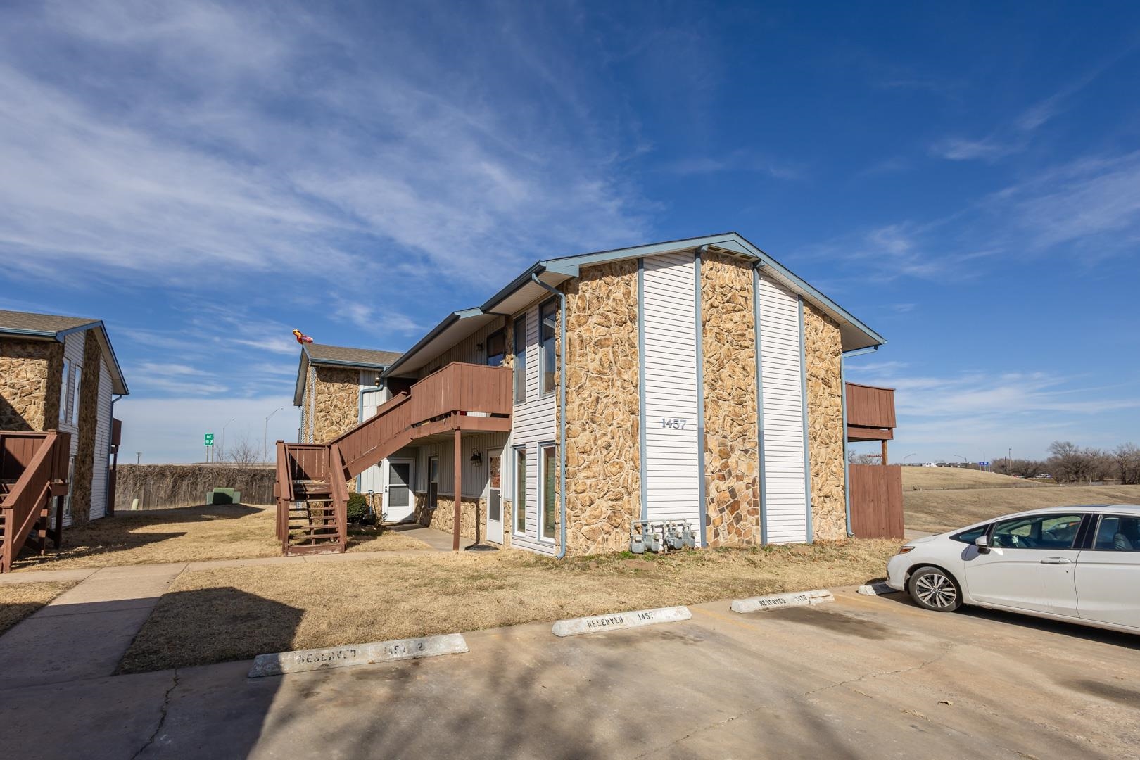 1457 N Smith Ct #UNIT 1, Wichita, Kansas image 2